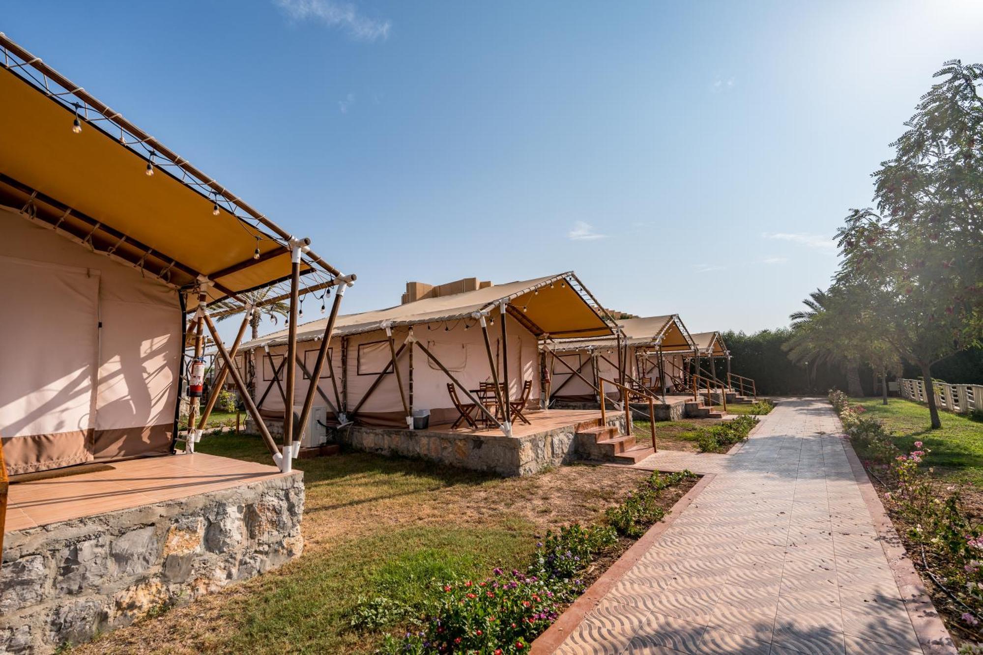 Longbeach Campground Hotel Ras al-Khaimah Exterior photo